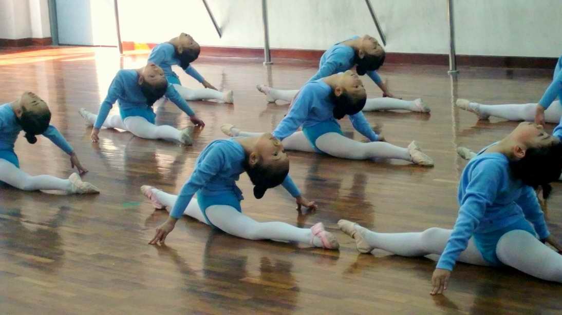 少儿中国舞课堂