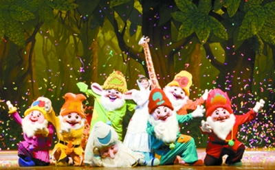 今晚7点3606俱乐部《新版白雪公主》精彩继续